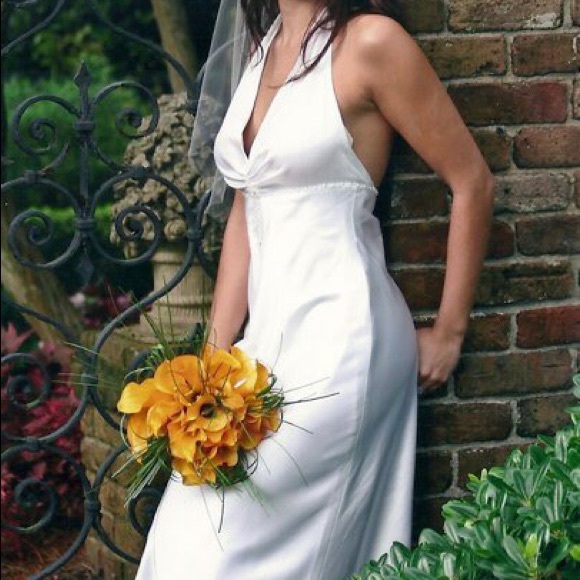 Wedding Dress - Picture 3 of 5